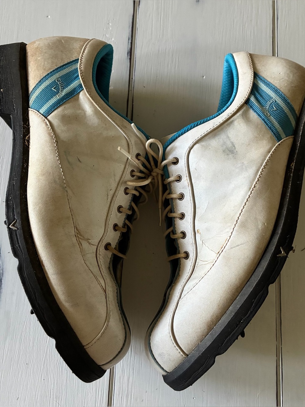 Women’s White Leather Golf Shoes with Blue Accent